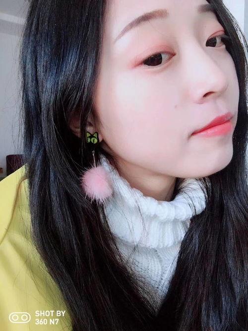 国产综合自拍,展现时代风采，记录生活点滴